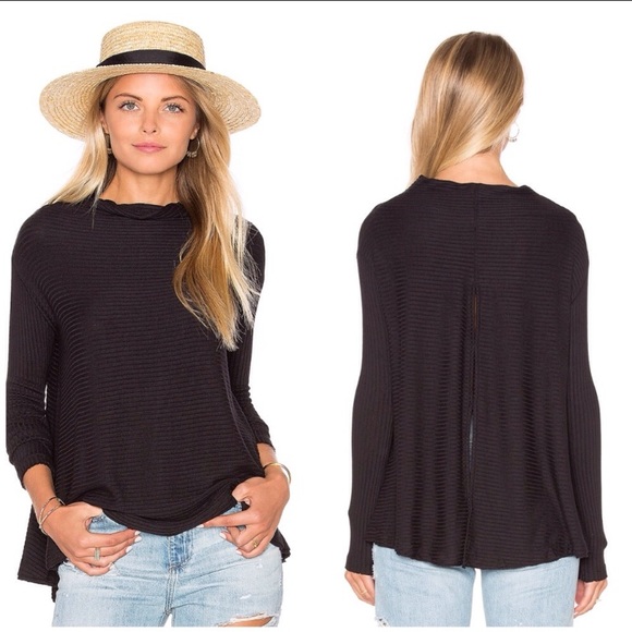 Free People Tops - FREE PEOPLE Black Long Sleeve Knit Shirt